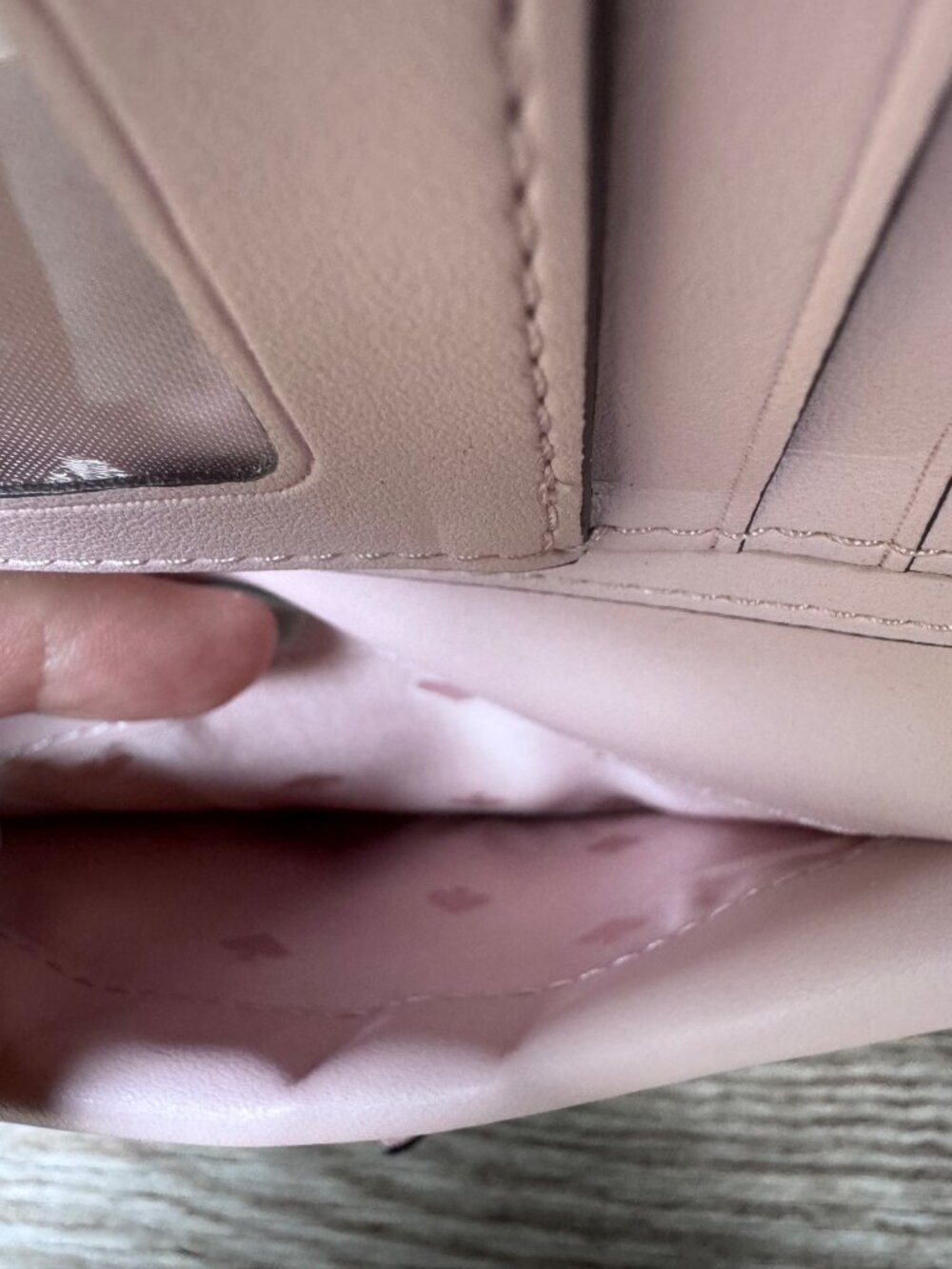 Kate Spade New York Quilted Leather Compact Wallet Blush Pink Snap Bifold - Picture 5 of 8